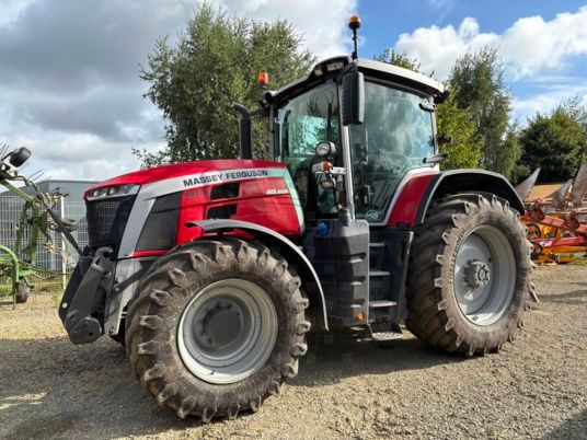 Massey Ferguson MF 8S 205 D7