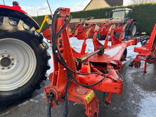 Kuhn MultiMaster 123 + FRONTALE MultiMaster 151 AV