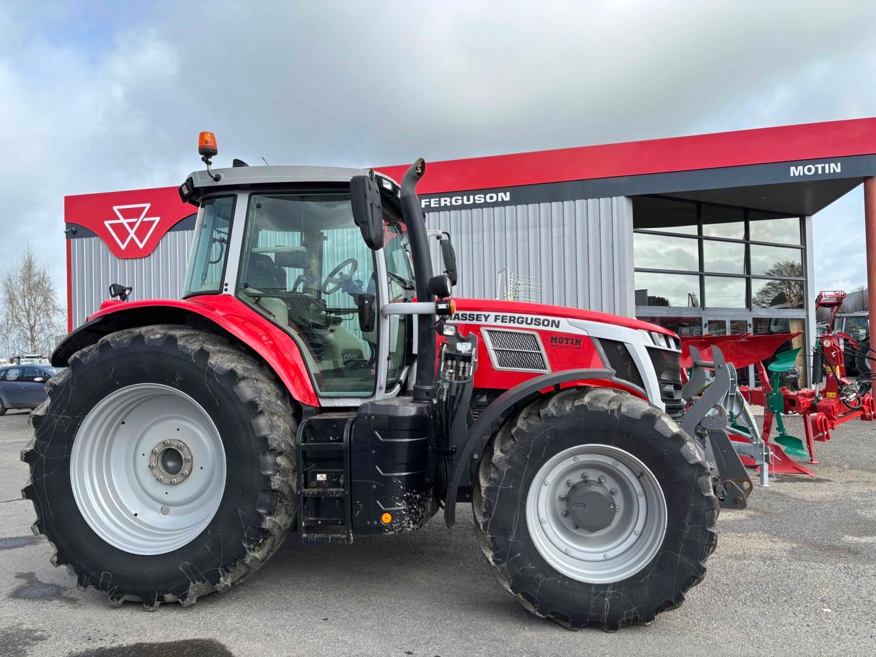 Massey Ferguson MF 7S 180 DYNA 6 EXCLUSIVE