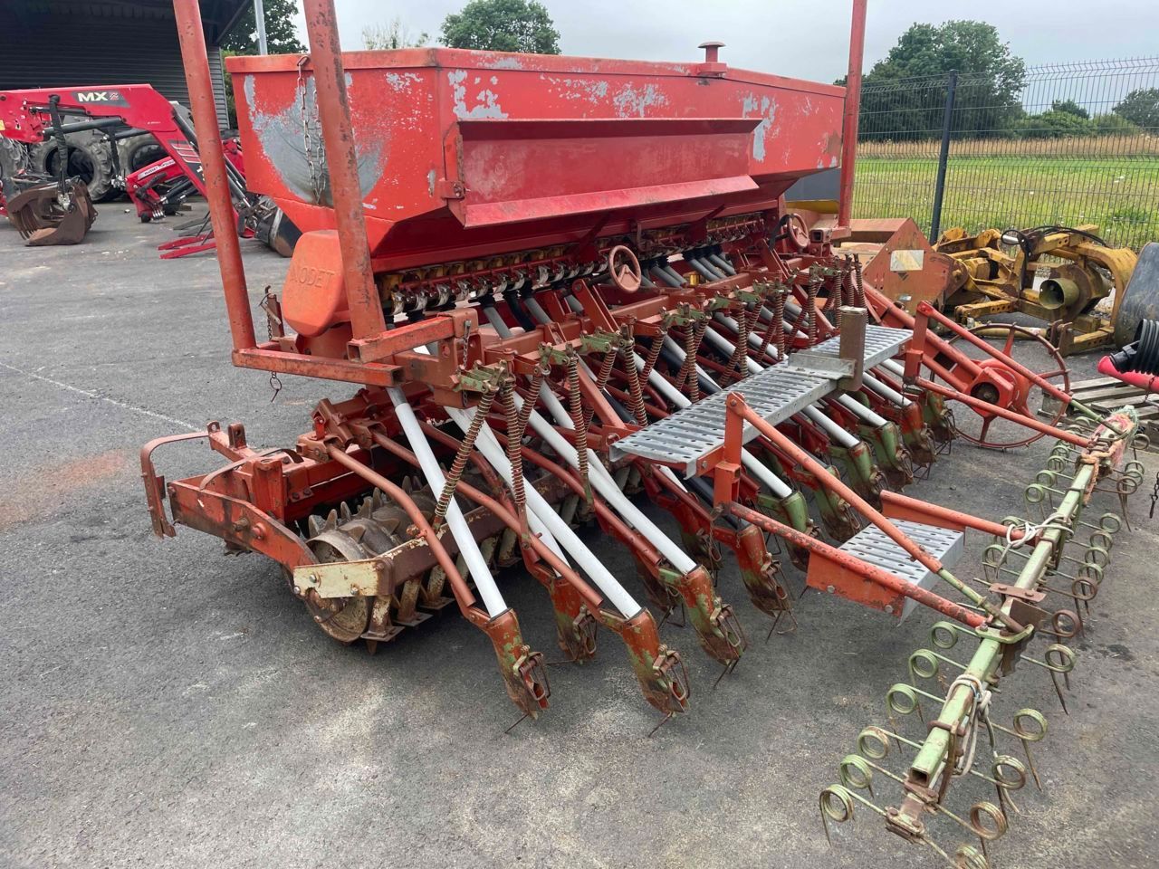 Nodet SEMOIR CEREALES + Kuhn HR 3000