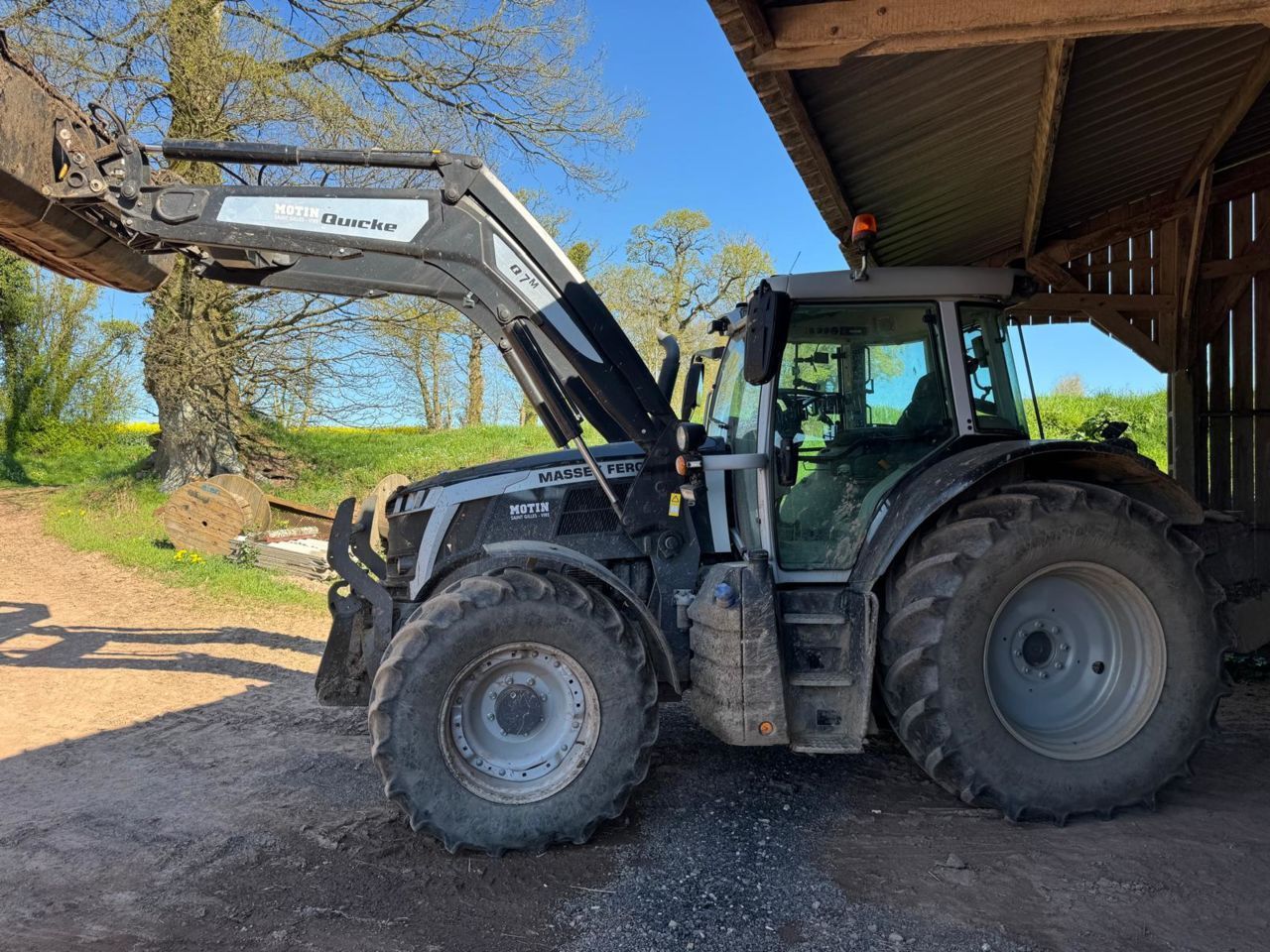 Massey Ferguson MF 7S 165 DYNA VT + Q7M