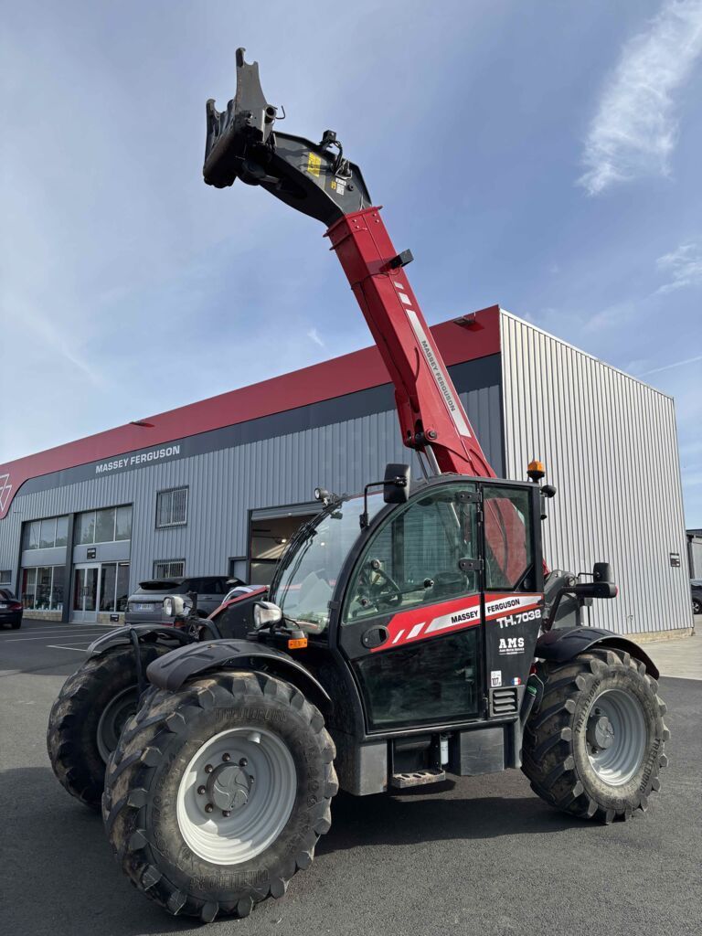 Massey Ferguson TH 7038